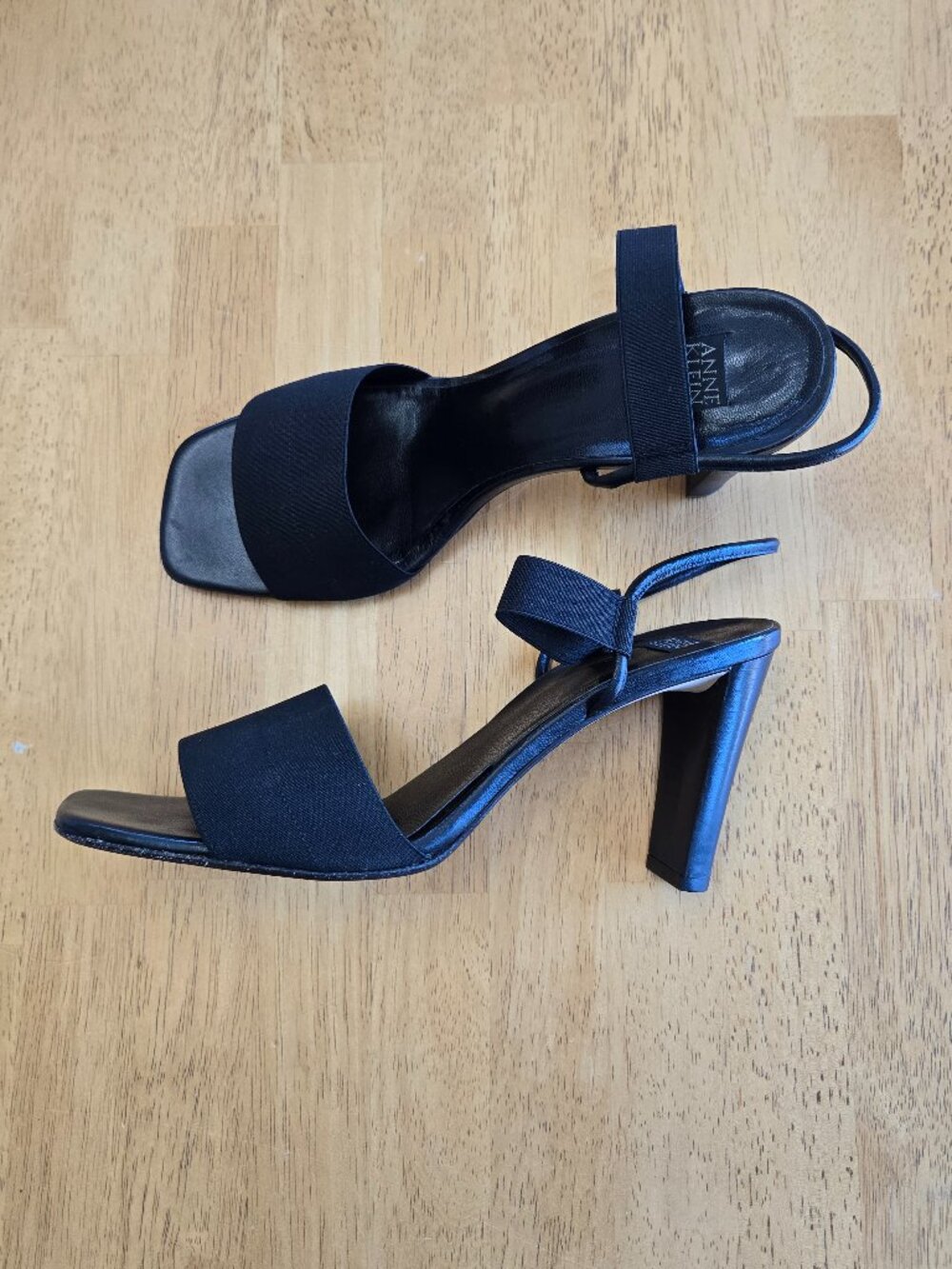 Anne Klein Monarch Black Elastic Sandal, Size 10